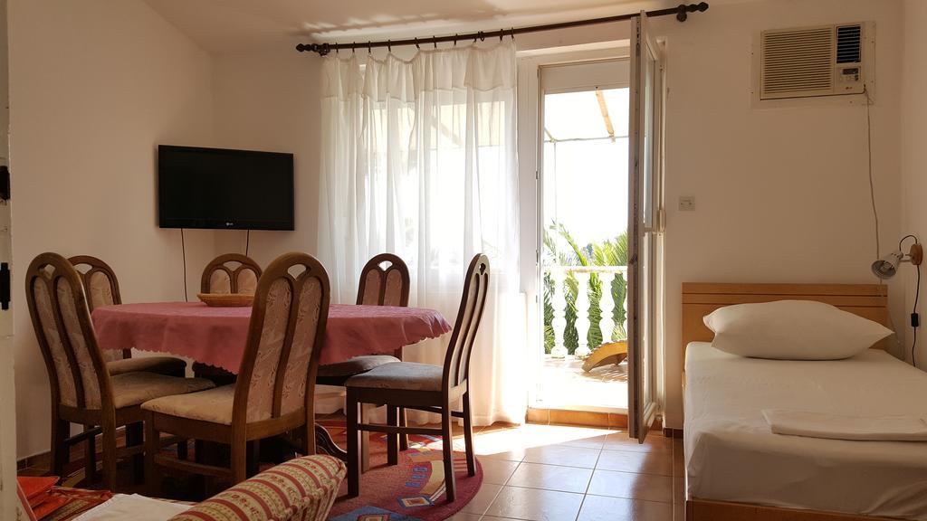 Apartment Viktor سالي المظهر الخارجي الصورة